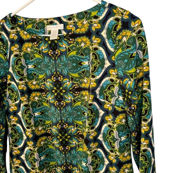London Times Women's 3/4 Sleeve Crepe Shift Dress. Green and Blue. Size 8 - Picture 4 of 10